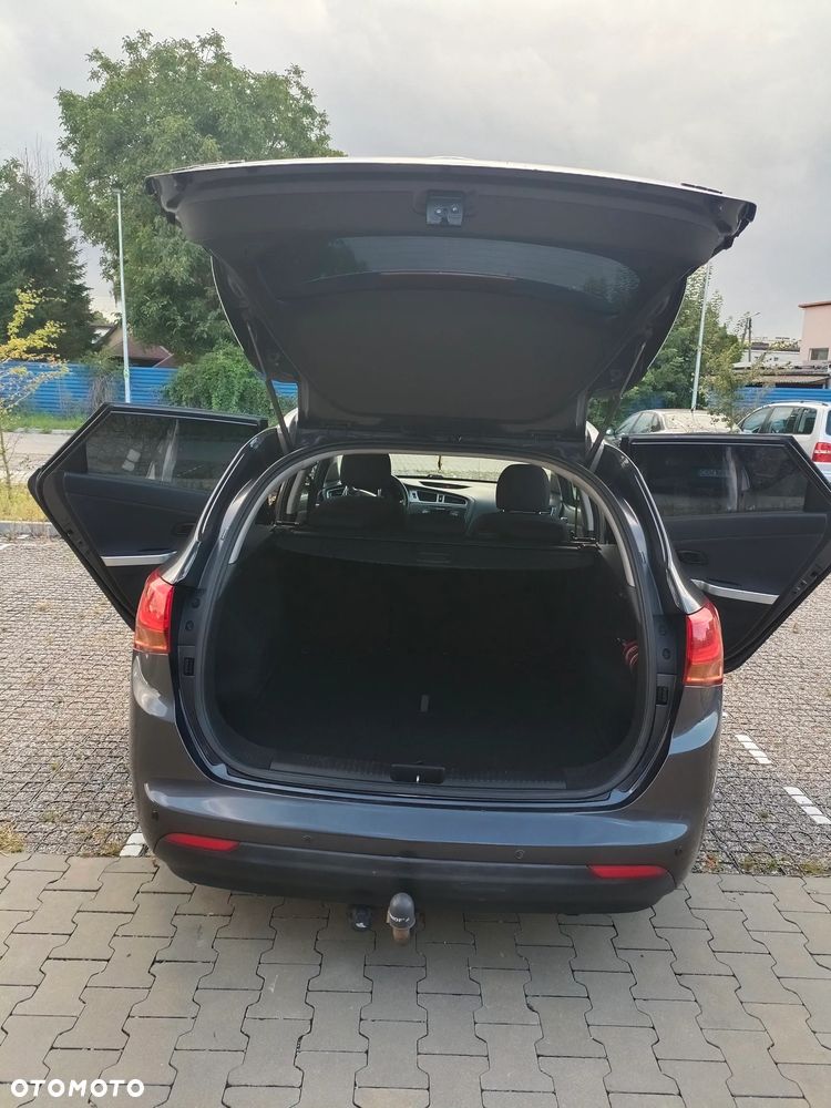 Kia Ceed 1.6 CRDi M - 11