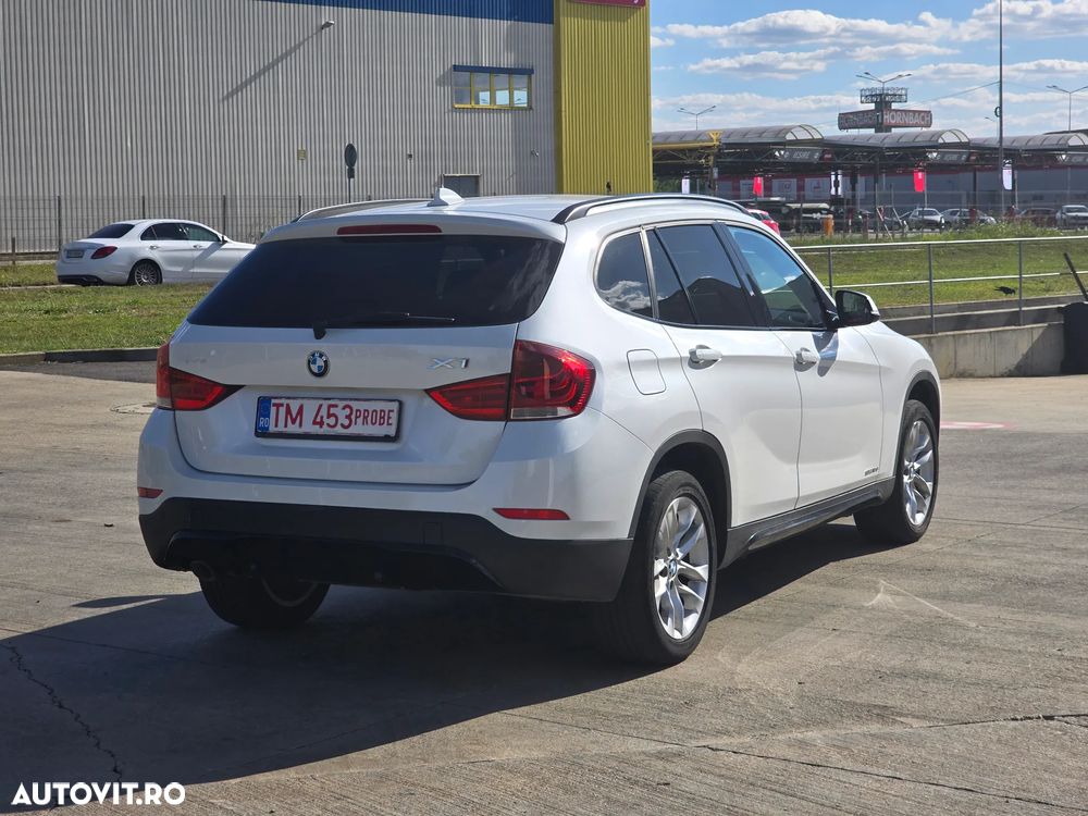 BMW X1 sDrive18d Aut. Sport Line - 4