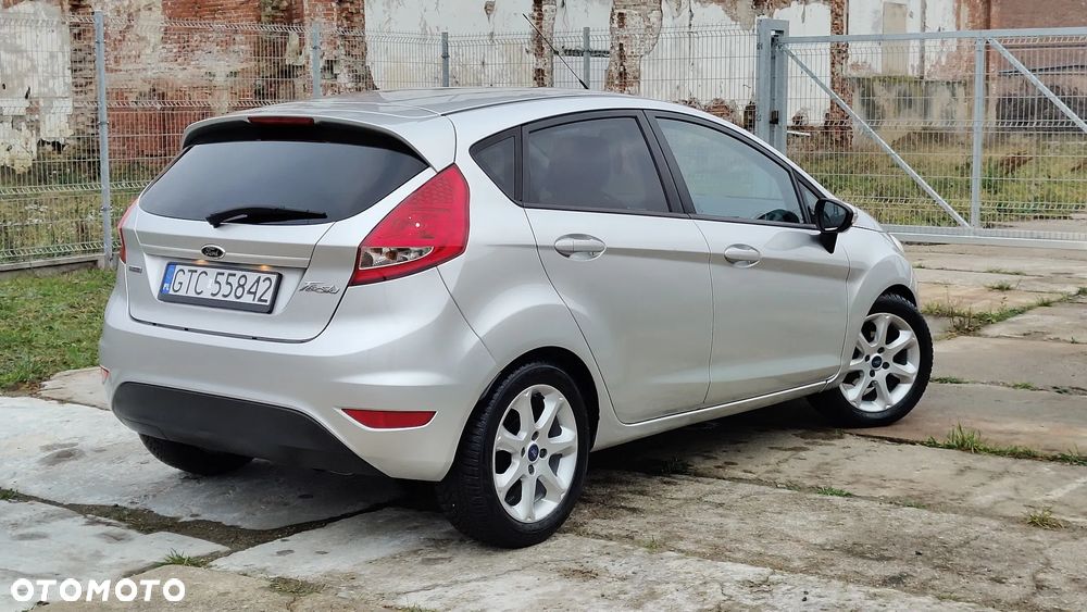 Ford Fiesta 1.6 TDCi Individual - 6