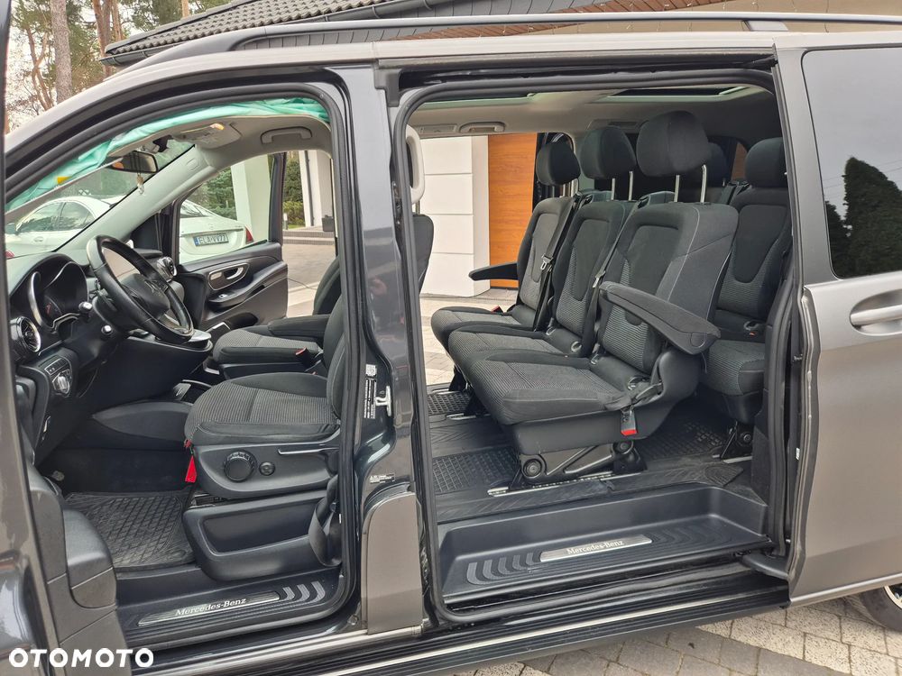 Mercedes-Benz Klasa V - 33