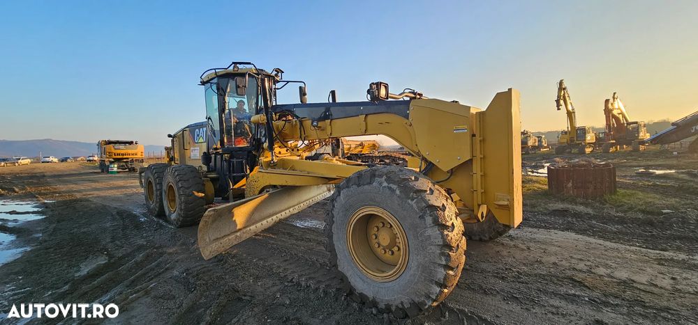 Caterpillar CAT 14M Greder 6X4 - 16