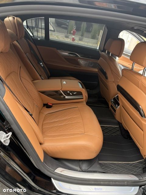 BMW Seria 7 750Ld xDrive - 9