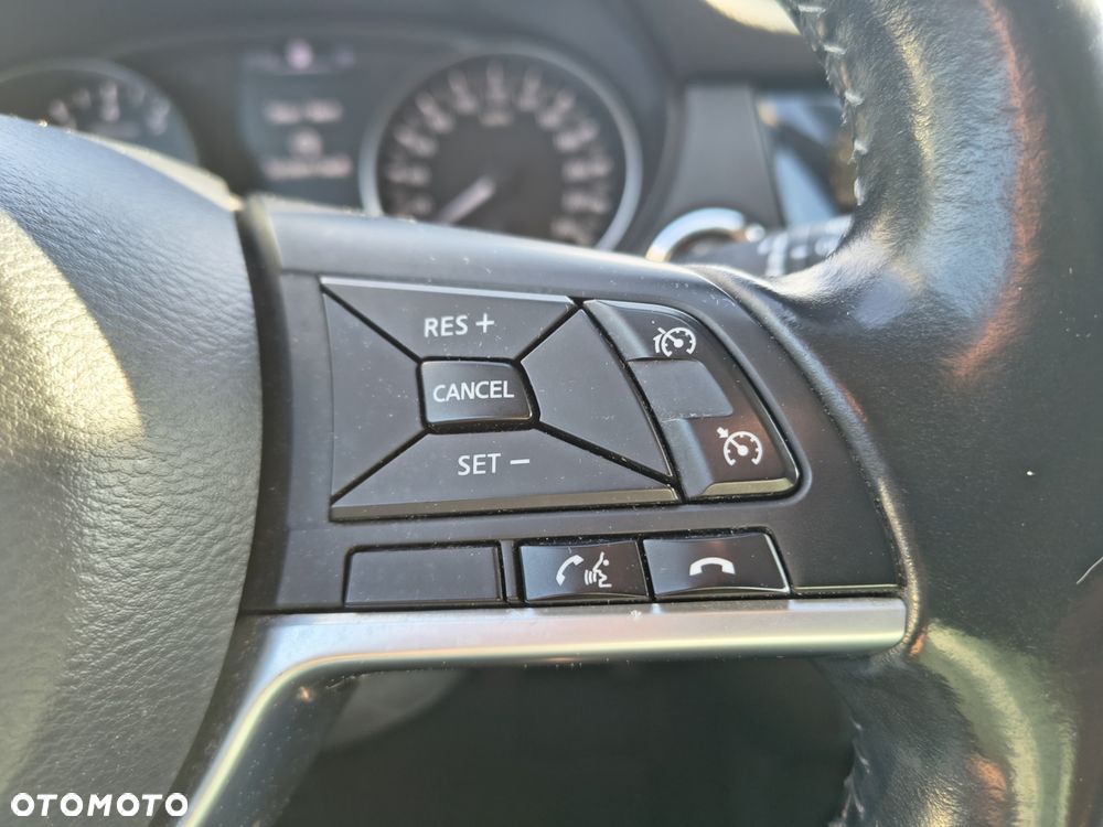 Nissan Qashqai 1.2 DIG-T N-Connecta - 14