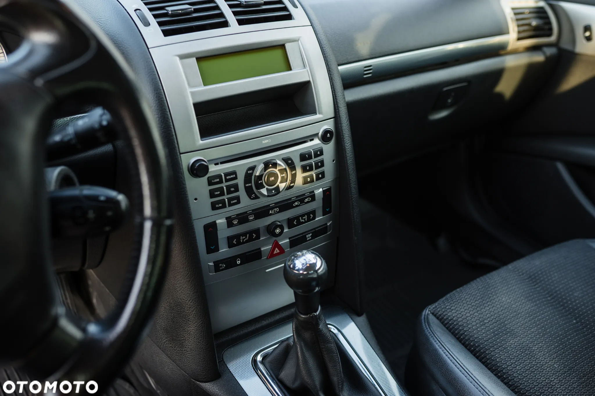 Peugeot 407 SW 140 - 18