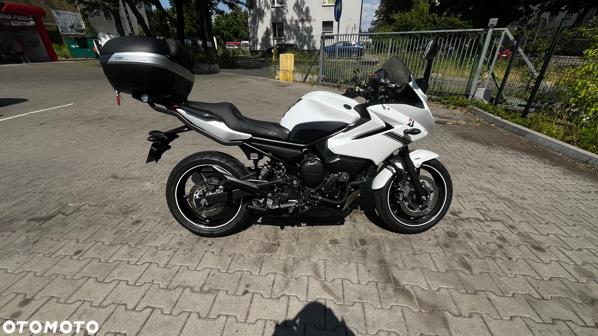 Yamaha XJ - 5