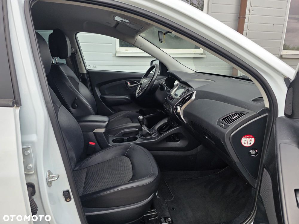 Hyundai ix35 2.0 2WD Style - 21