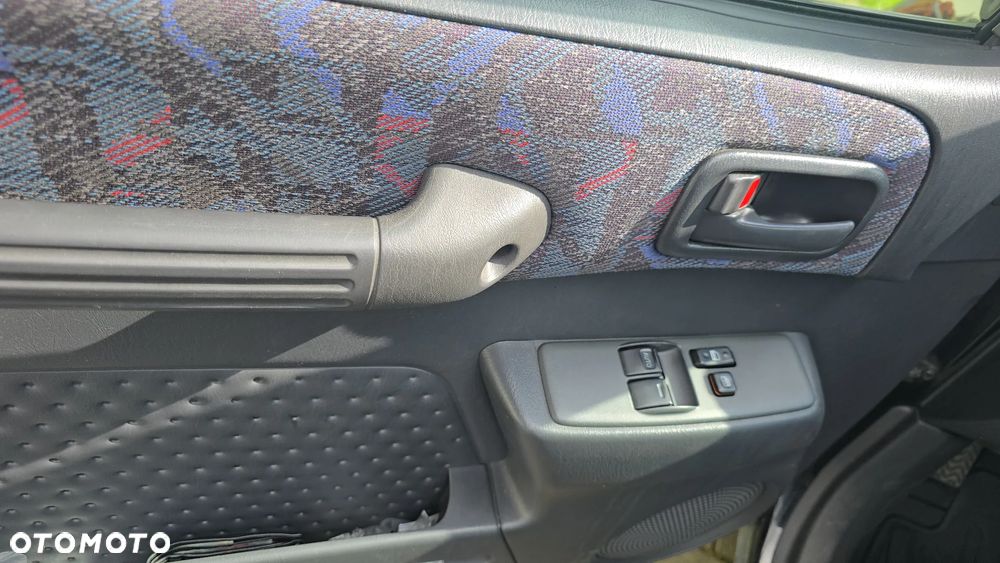 Toyota RAV4 - 15