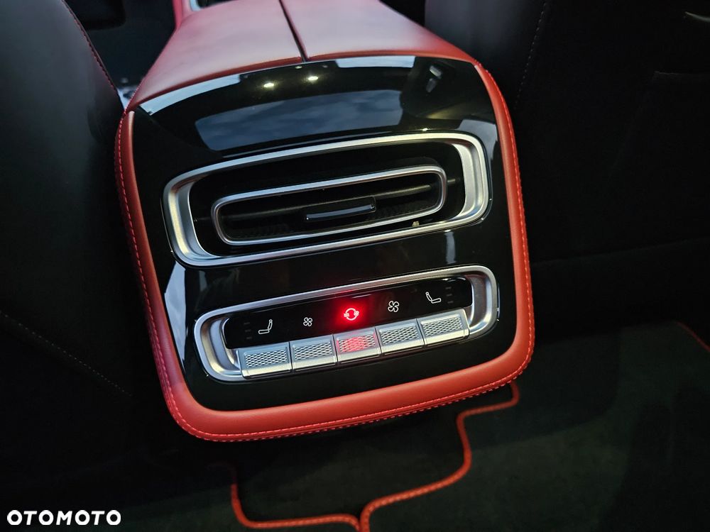 Omoda 9 1.5 Super Hybrid Exclusive AWD - 24