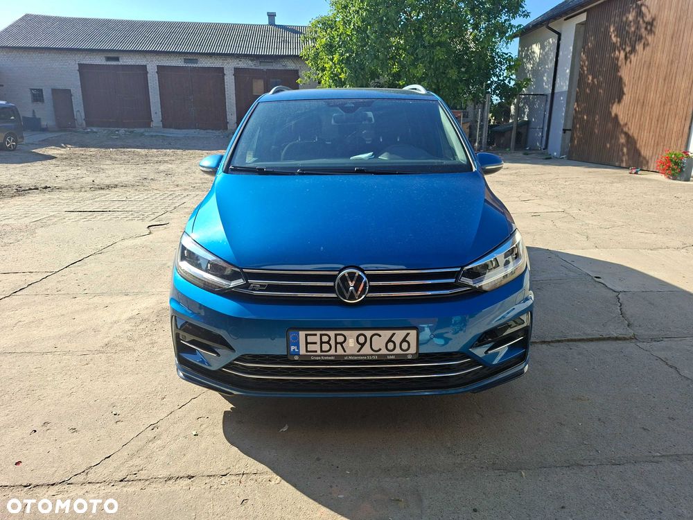 Volkswagen Touran - 1