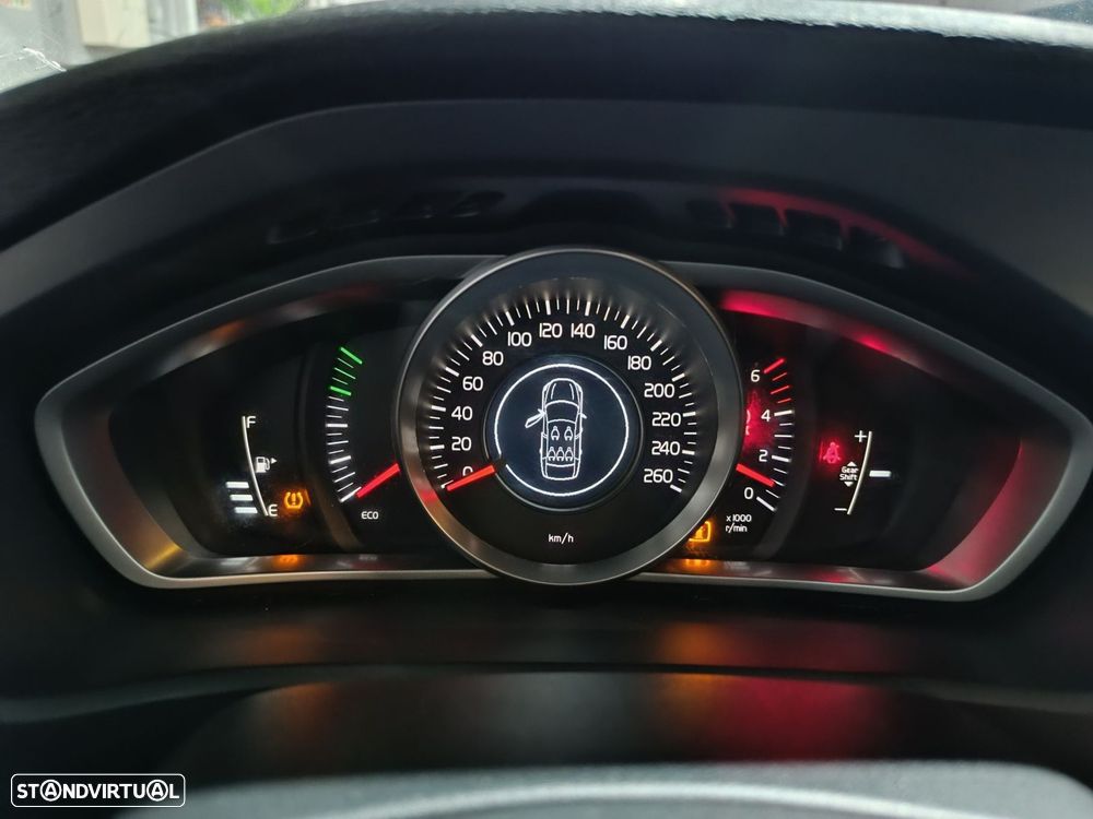 Volvo V40 1.6 D2 Kinetic - 14