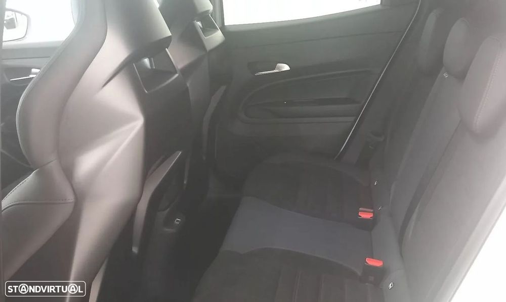 Alfa Romeo Junior Elletrica 50 kWh Veloce - 11