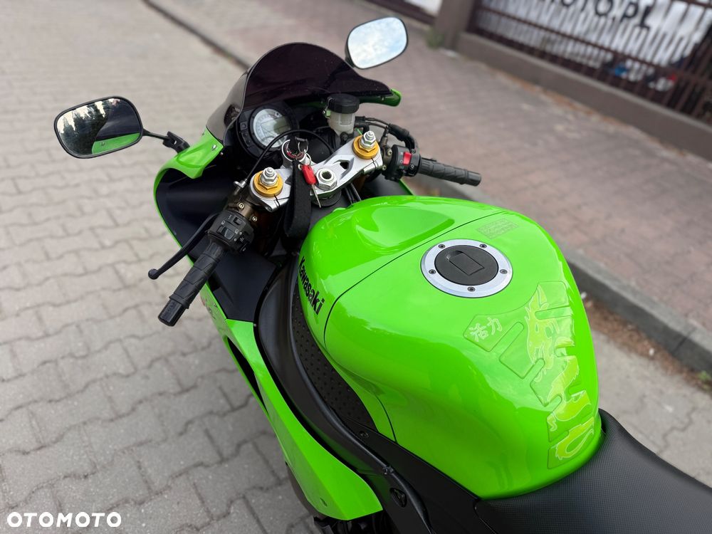 Kawasaki Ninja - 25