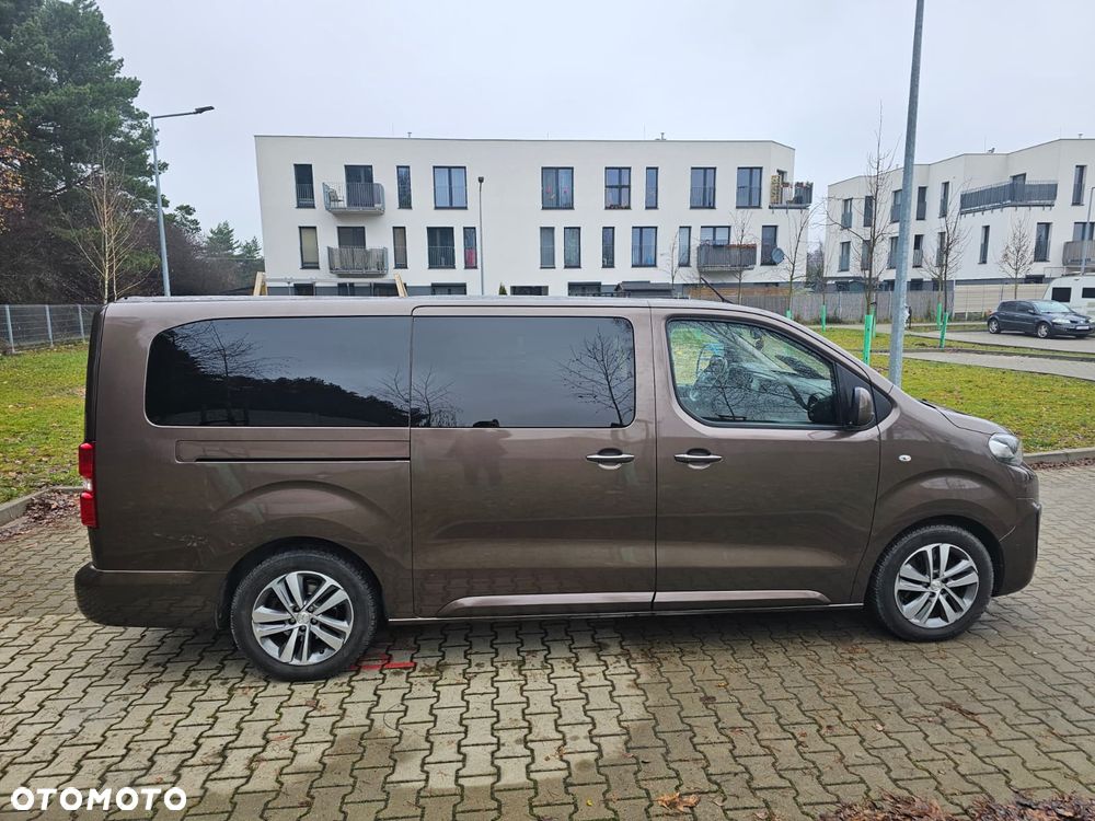 Peugeot Traveller 2.0 BlueHDi Long Business - 4