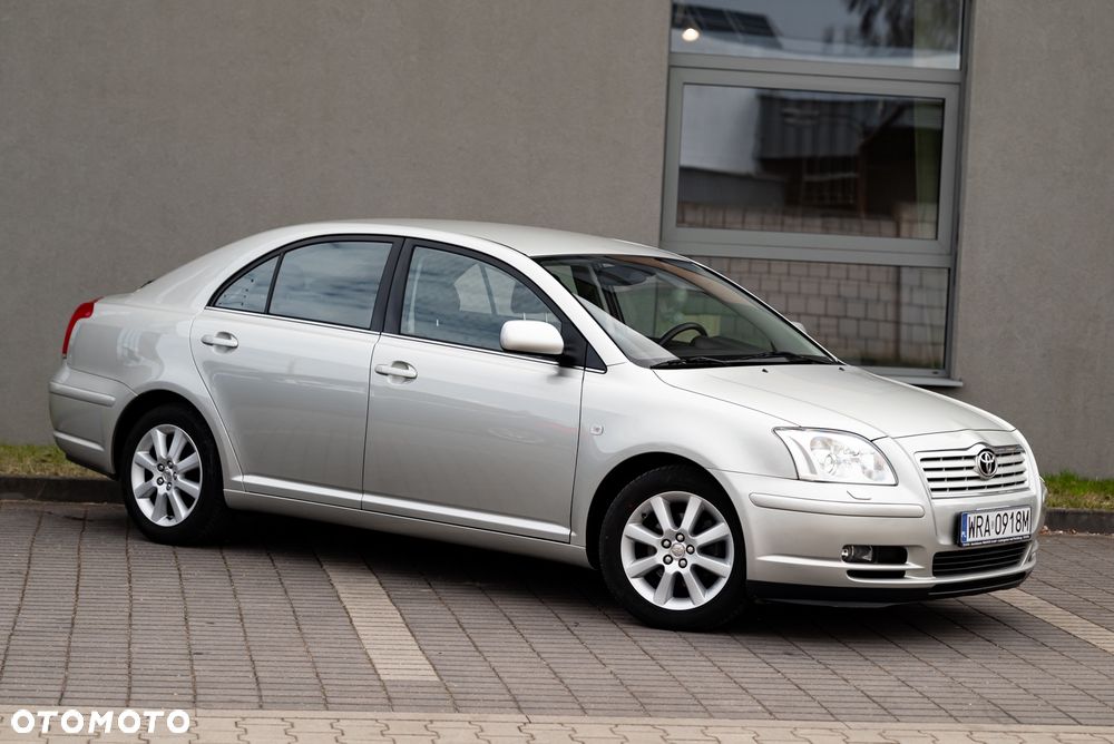 Toyota Avensis 1.8 VVT-i Executive - 6