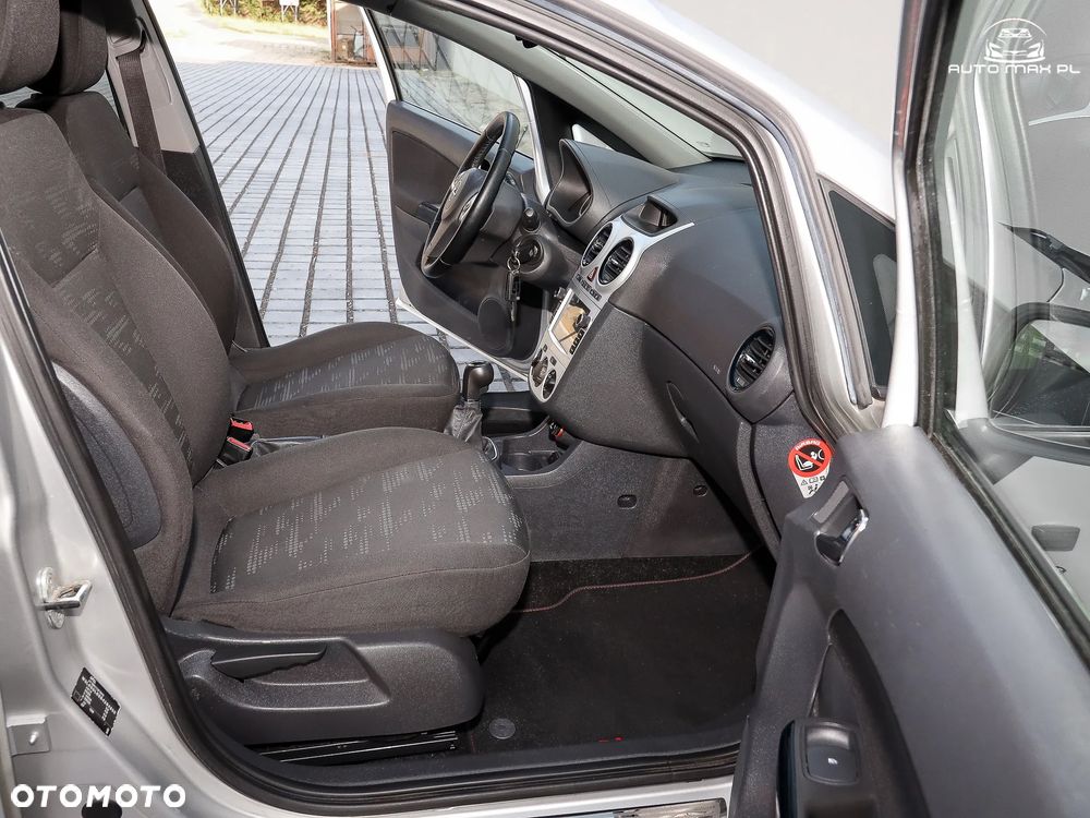 Opel Corsa 1.4 16V Satellite - 20