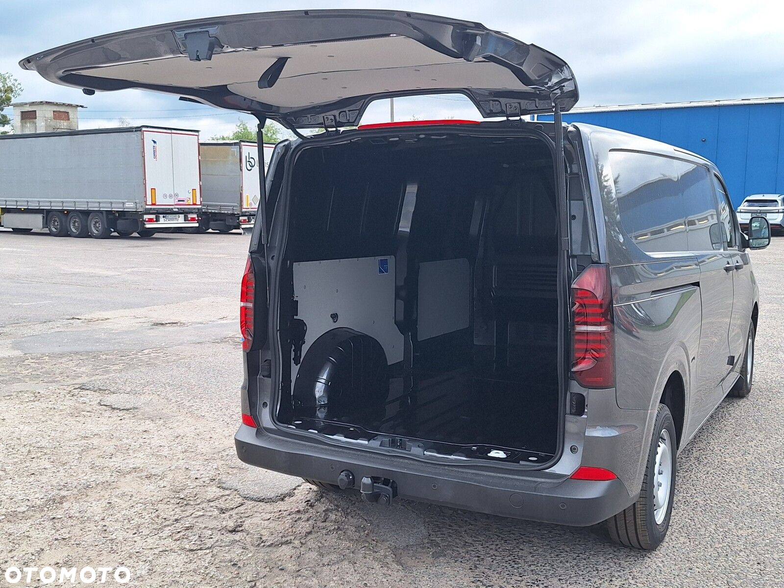 Volkswagen Transporter Furgon, 2,0TDI 150KM, 8-bieg. automatyczna, r.o ; 3500 mm - 13