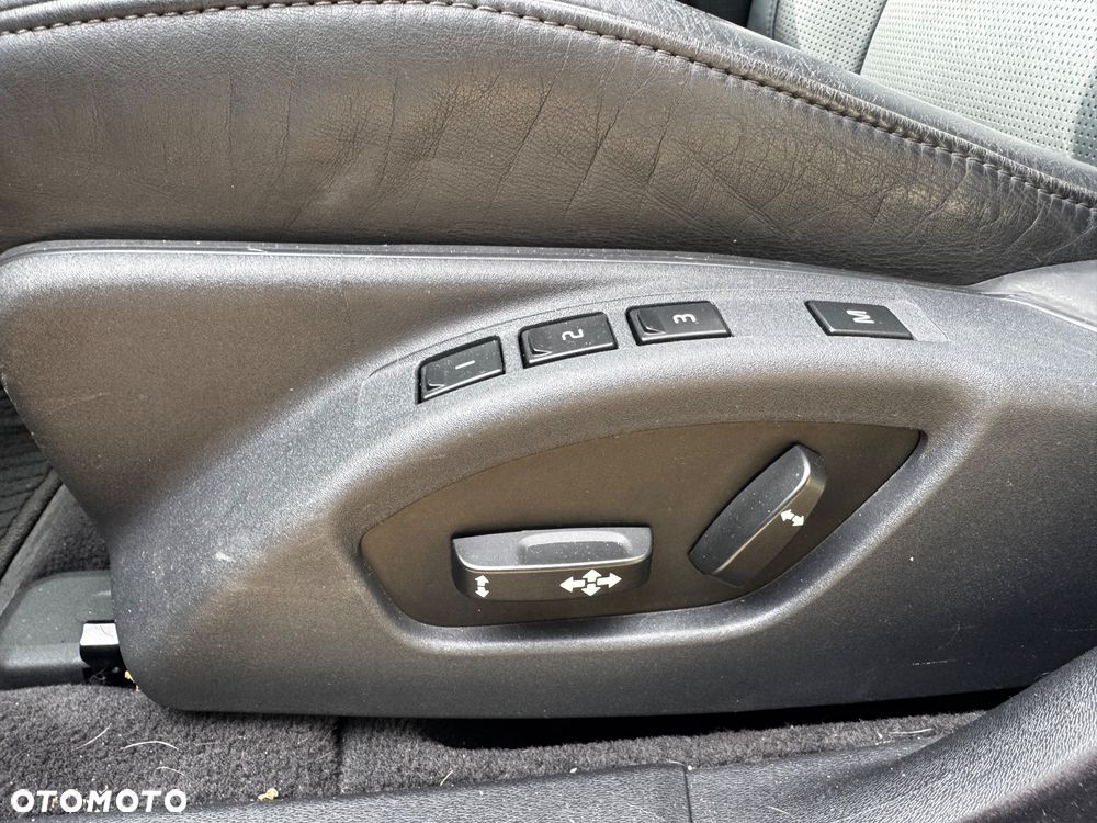 Volvo S80 V8 AWD Summum - 16