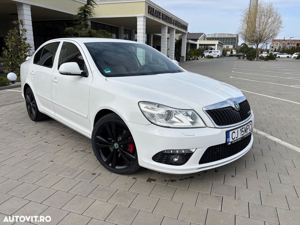 Skoda Octavia 2.0 TDI DPF DSG RS - 1