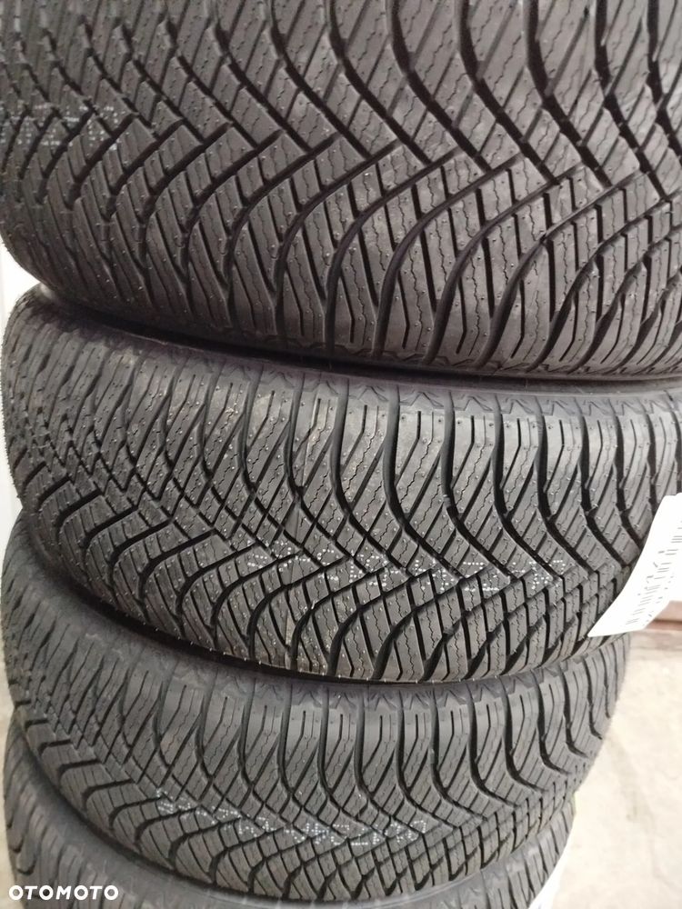 Opony 195 60 15 - 4