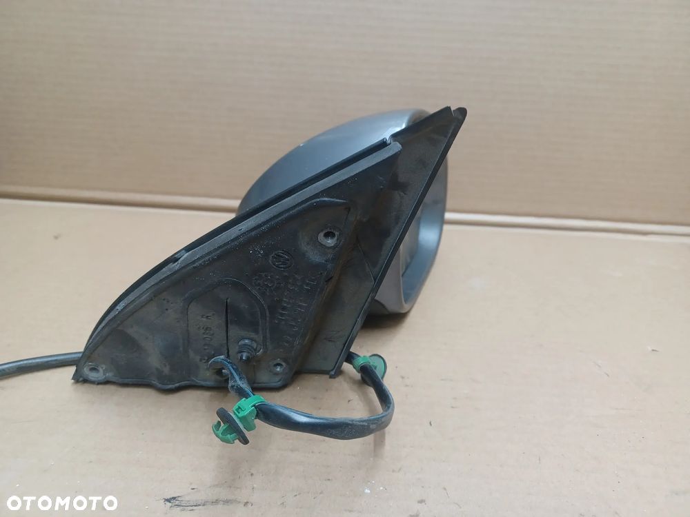 LUSTERKO PRAWE PASSAT B6 LA7T 6PIN - 3