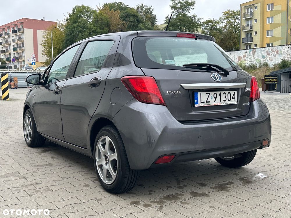 Toyota Yaris - 7