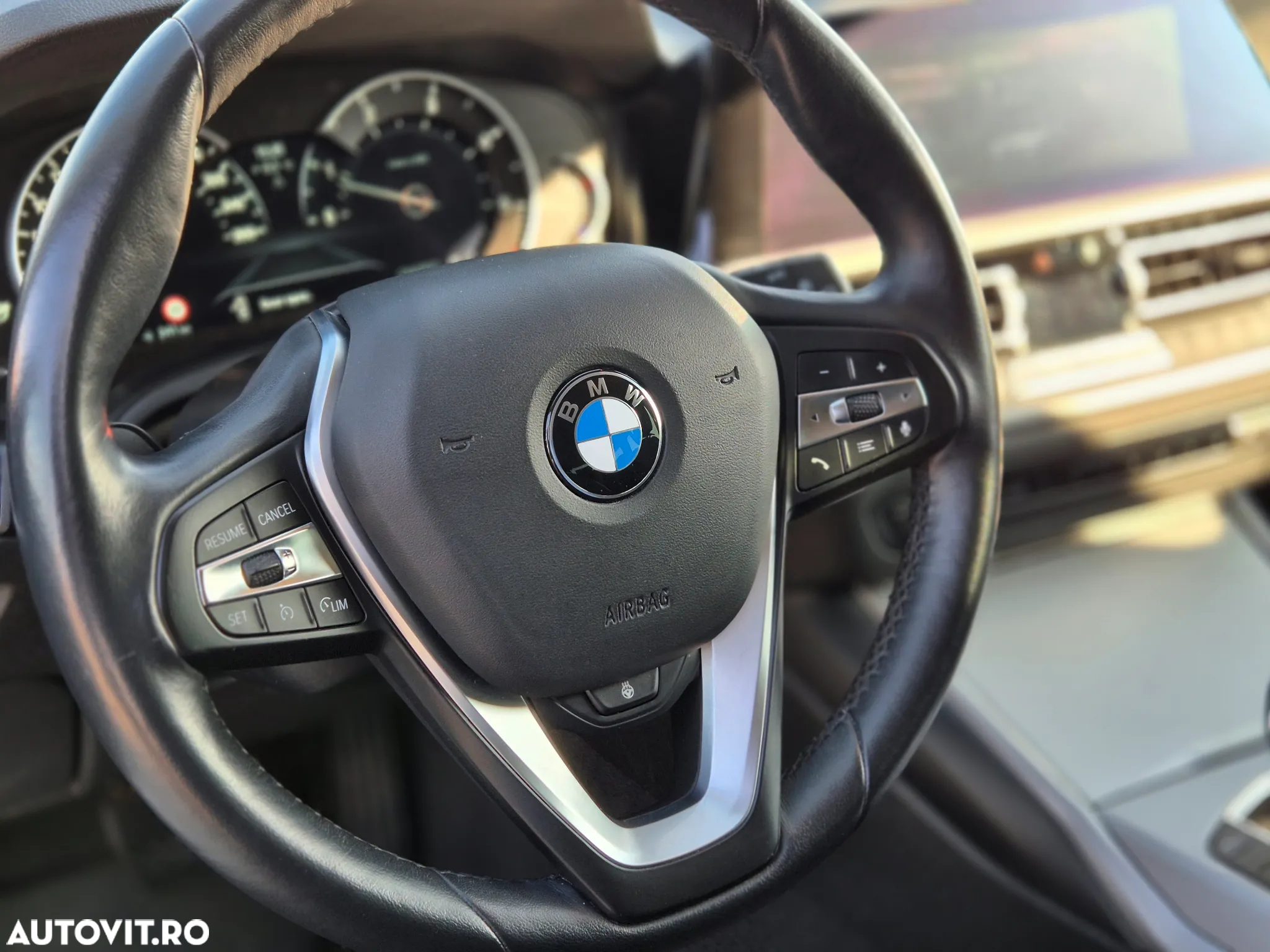 BMW Seria 3 318d Aut. - 25