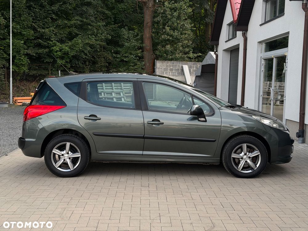 Peugeot 207 1.6 HDi Millesim 200 - 19