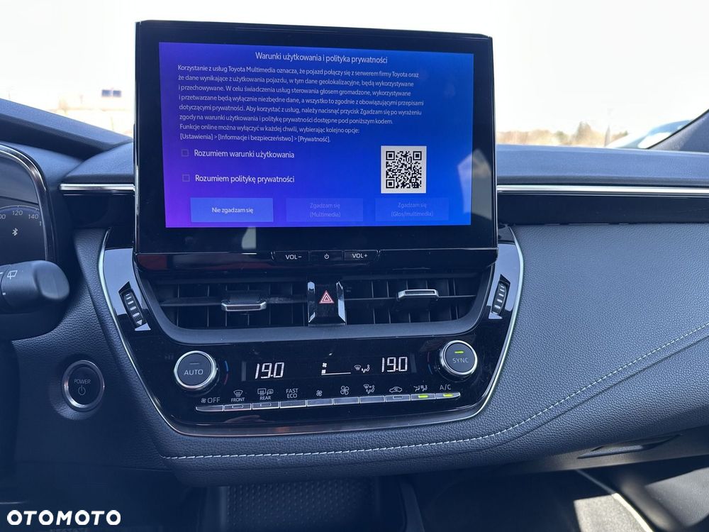 Toyota Corolla 1.8 Hybrid Comfort - 12