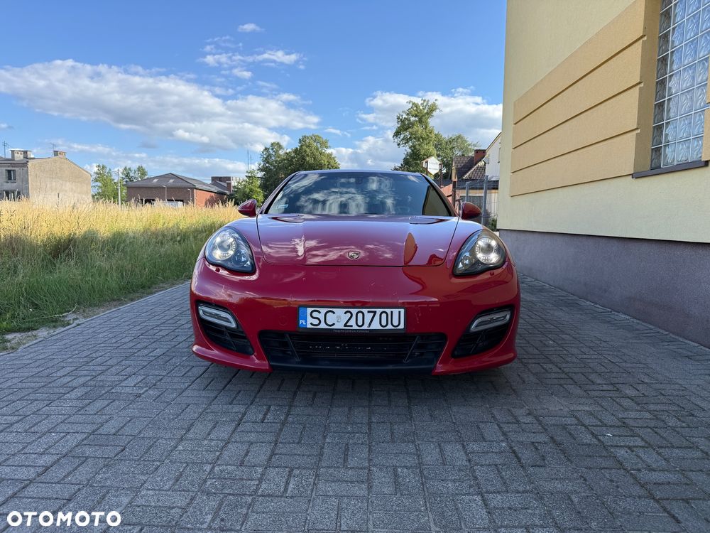 Porsche Panamera GTS - 2