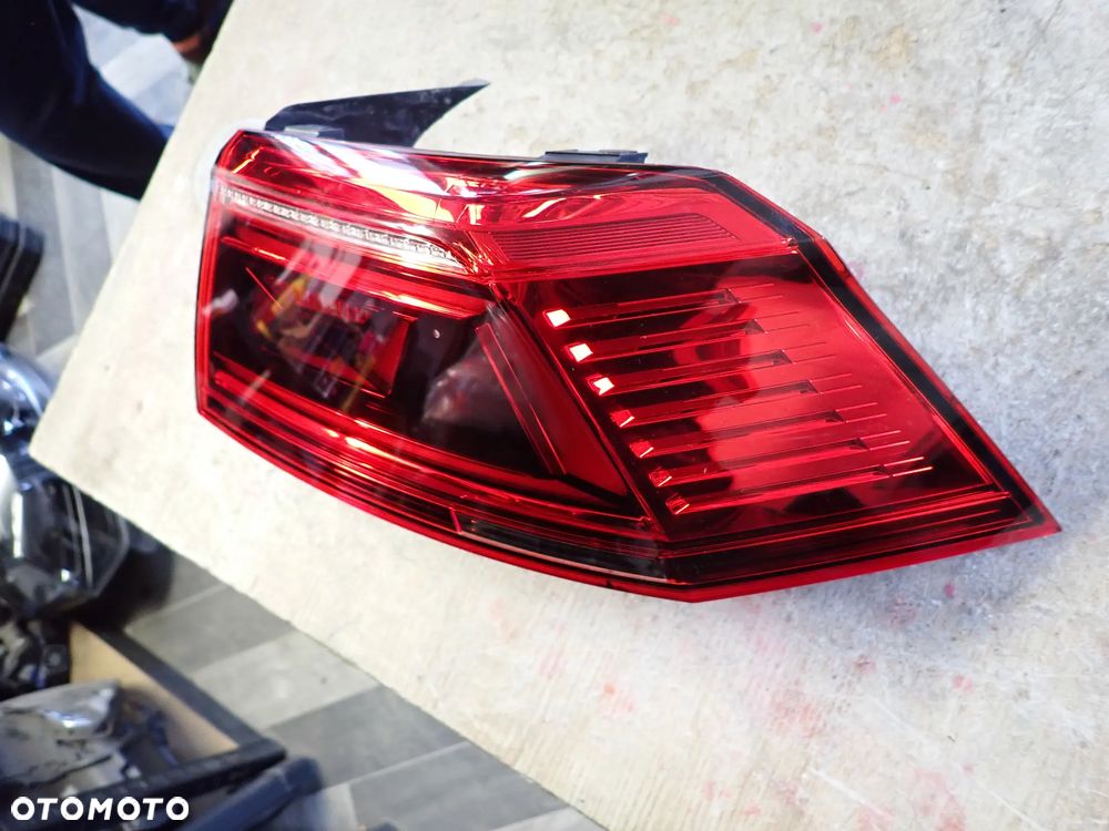 VW PASSAT B8 LIFT MATRIX SEDAN LAMPA PRAWY PRAWA TYŁ TYLNA EUROPA 3G5945208F - 2