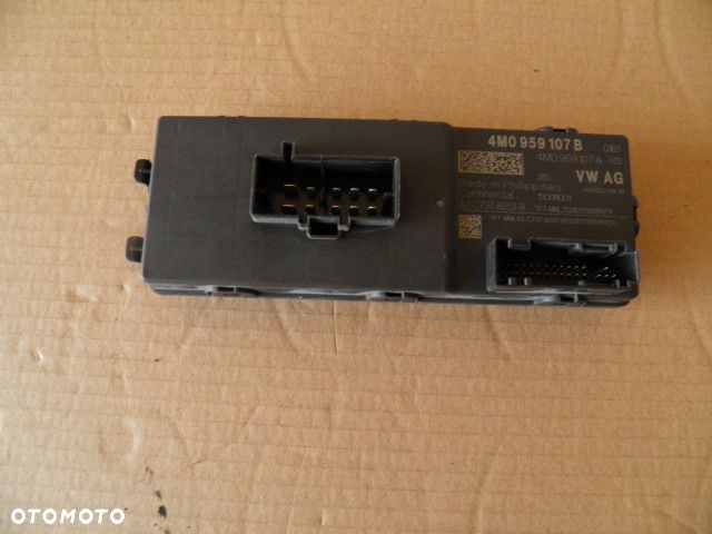 MODUŁ KLAPY BAGAŻNIKA AUDI A4 B9 4M0959107B