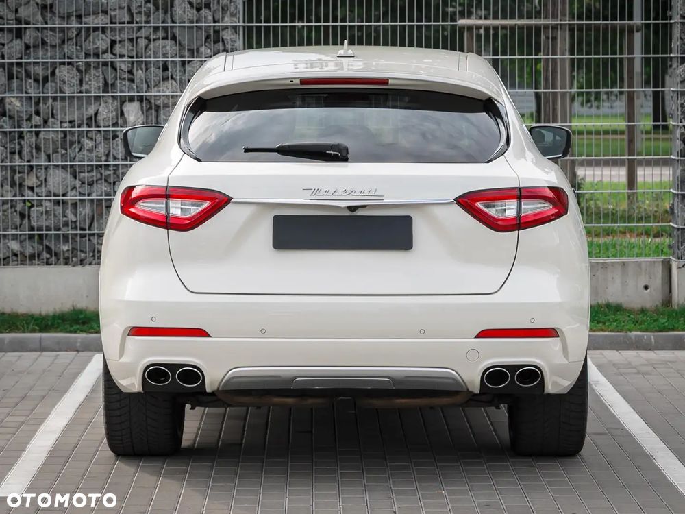 Maserati Levante Modena - 6