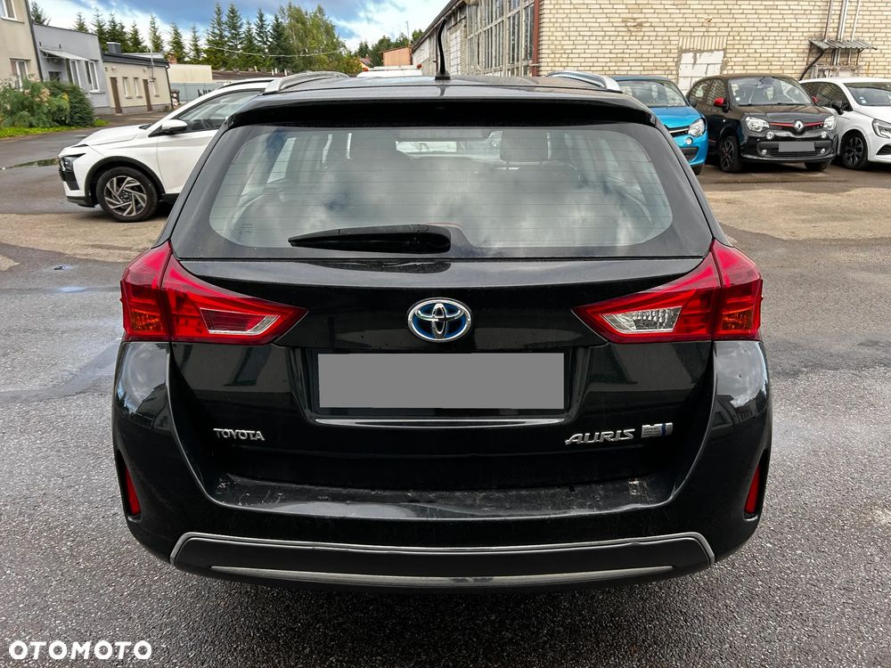 Toyota Auris - 2