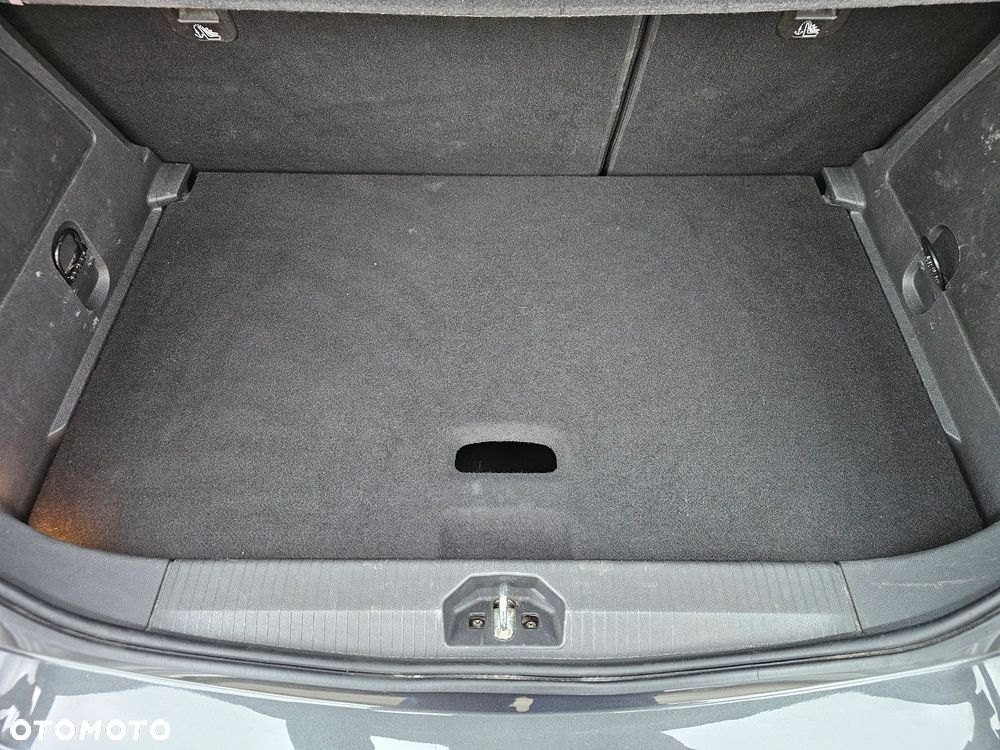 Opel Corsa 1.2 16V Cosmo - 22