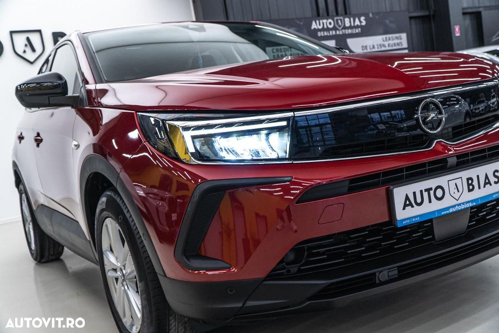 Opel Grandland X 1.2 Turbo START/STOP AT8 Business Edition - 29