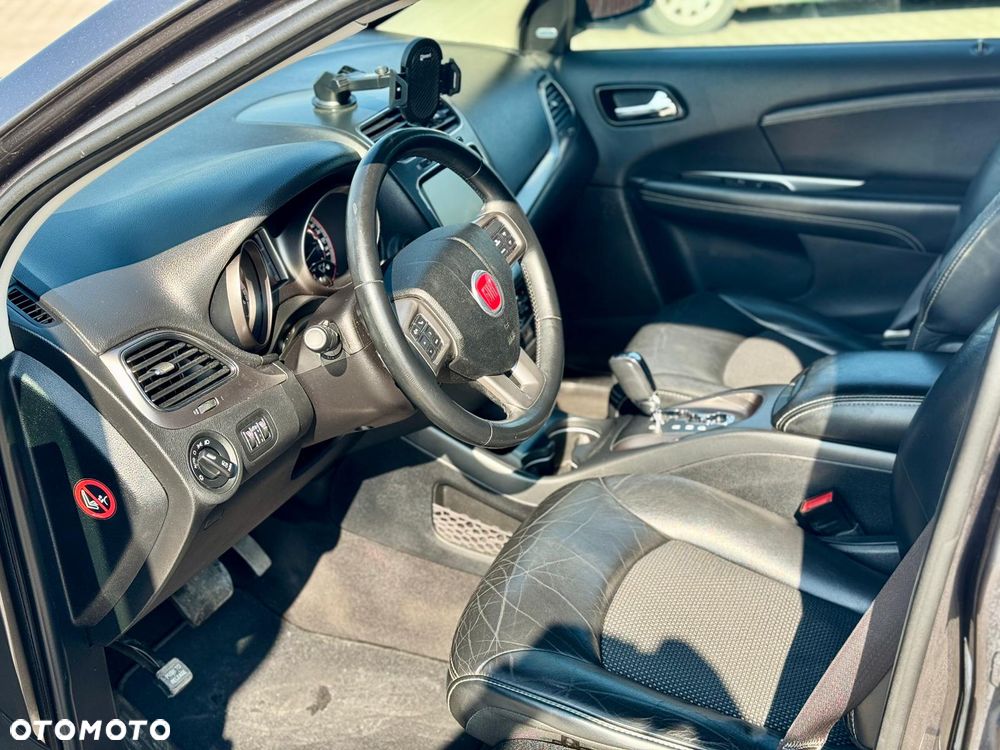 Fiat Freemont 2.0 Multijet Black Code AWD - 14