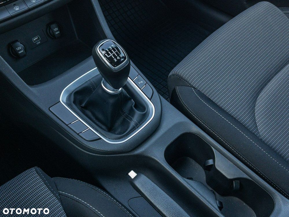 Hyundai i30 1.5 DPI Modern - 19
