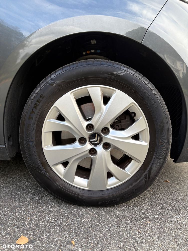 Citroën C4 Picasso - 10