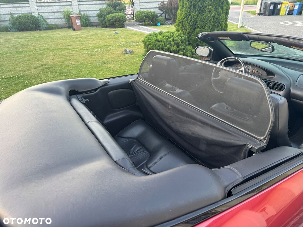 Chrysler Stratus LE 2.0L - 12