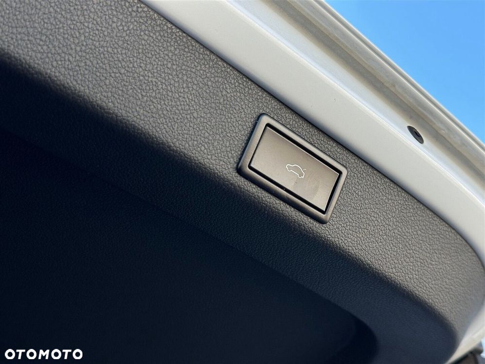 Skoda Superb 2.0 TSI 4x4 L&K DSG - 36