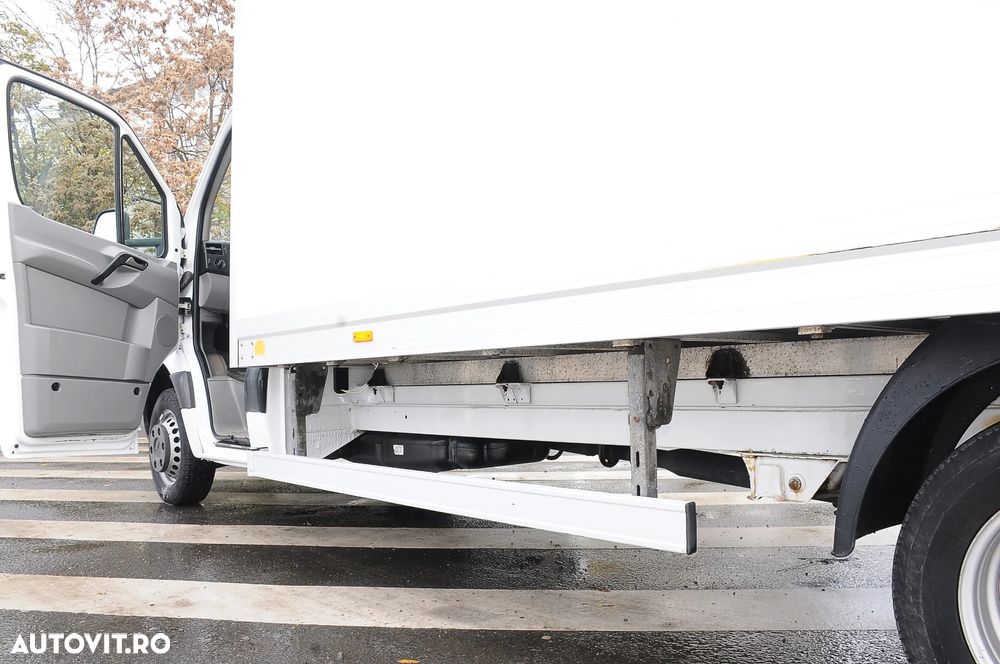 Mercedes-Benz Sprinter - 13