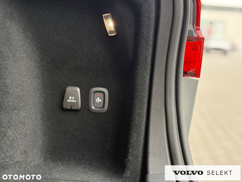 Volvo V60 Cross Country - 37