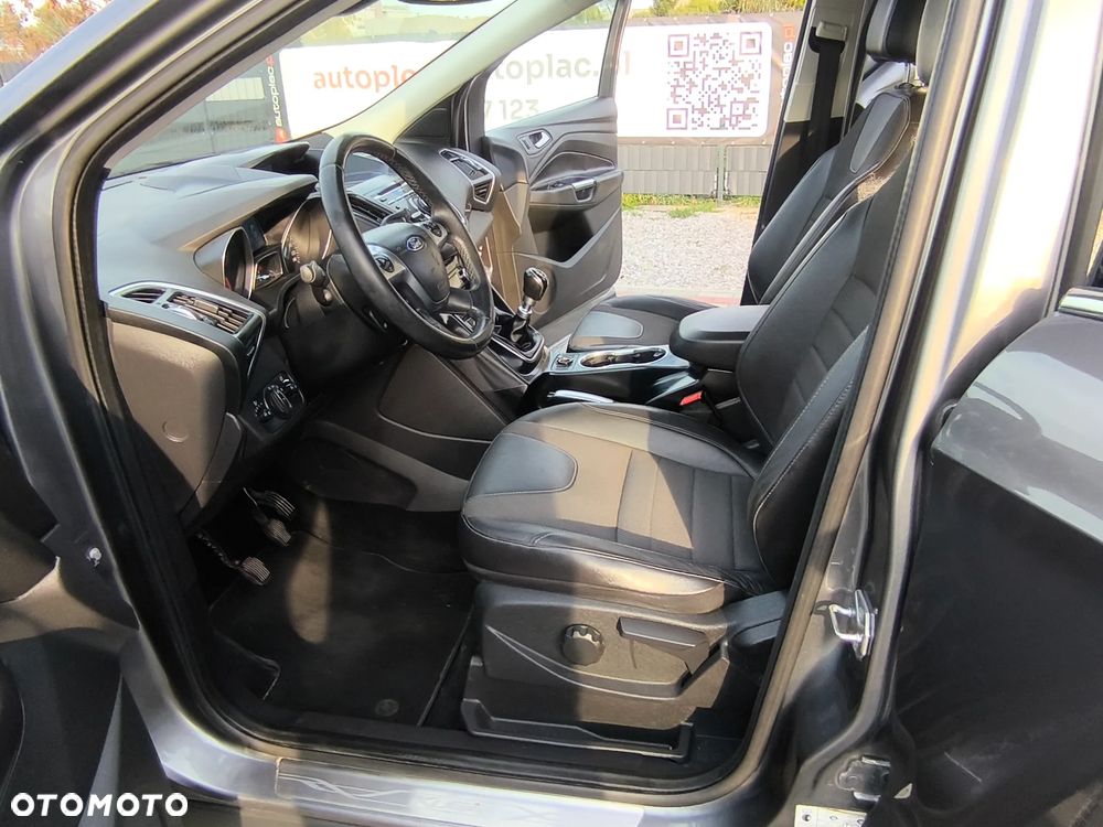 Ford Kuga 2.0 TDCi FWD Titanium - 22