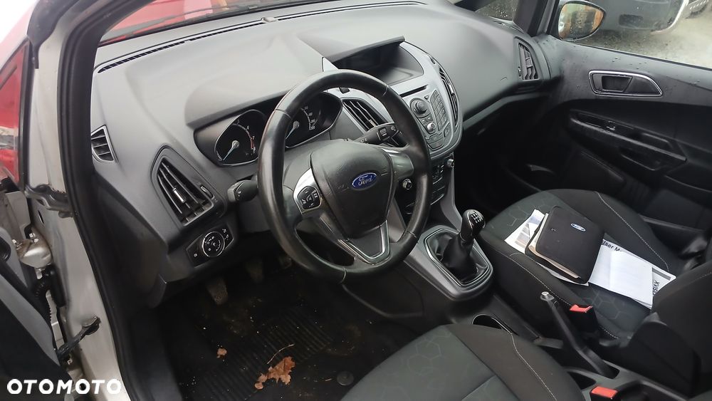 Ford B-MAX - 11