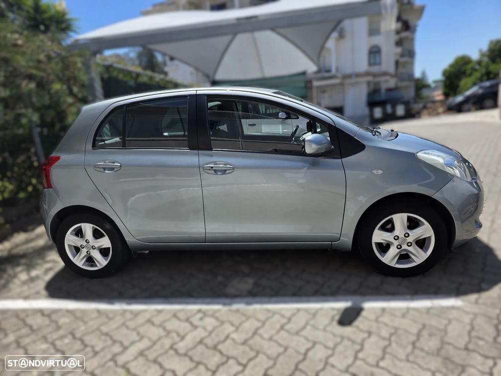 Toyota Yaris 1.0 VVT-i AC - 1