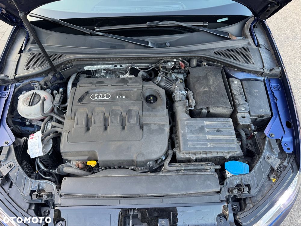 Audi A3 Sportback 1.6 TDI (clean diesel) S line Sportpaket - 36