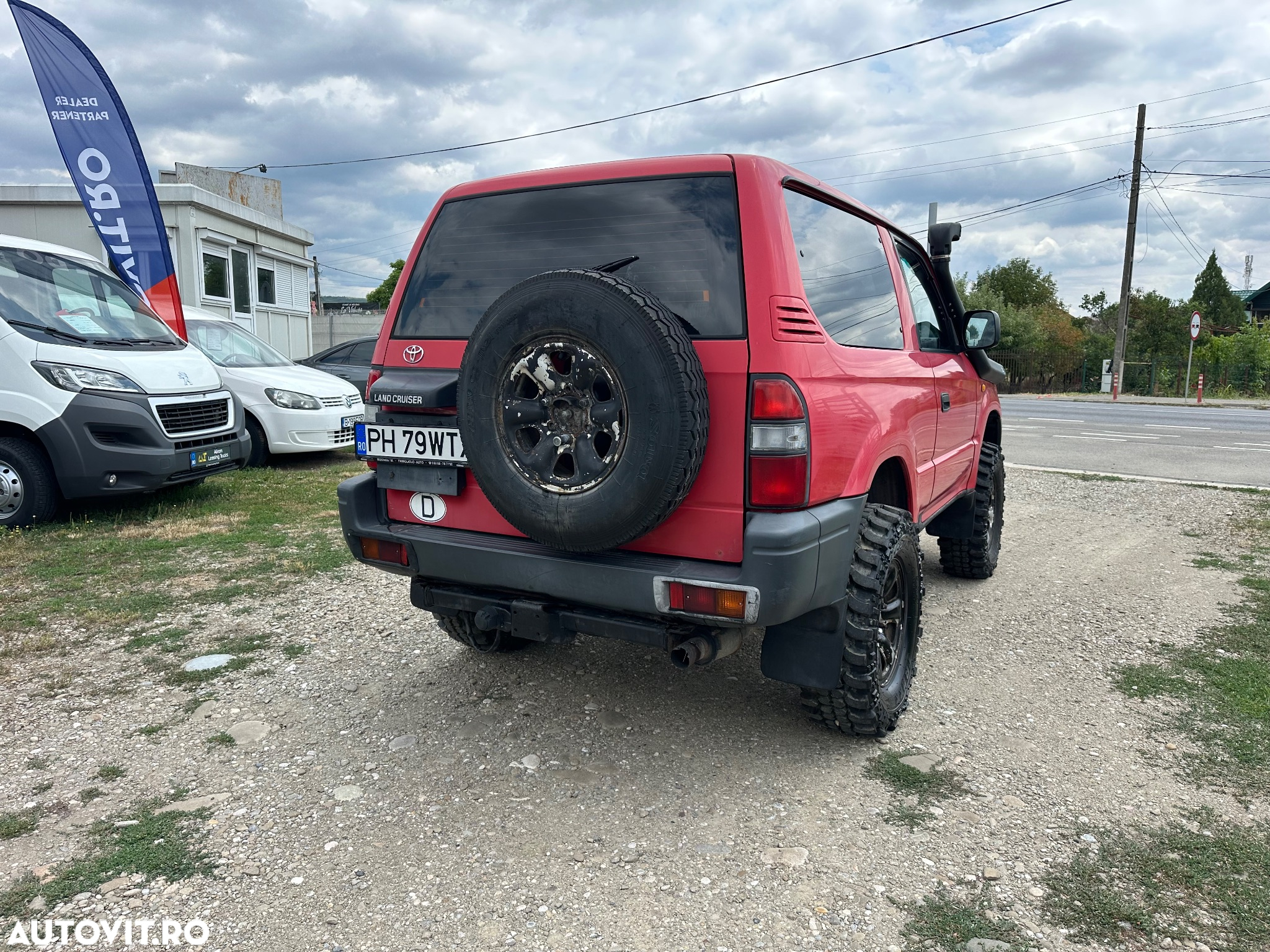 Toyota Land Cruiser - 7