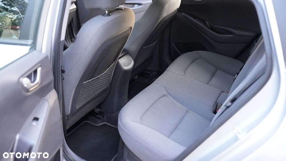 Hyundai IONIQ hybrid Premium - 8