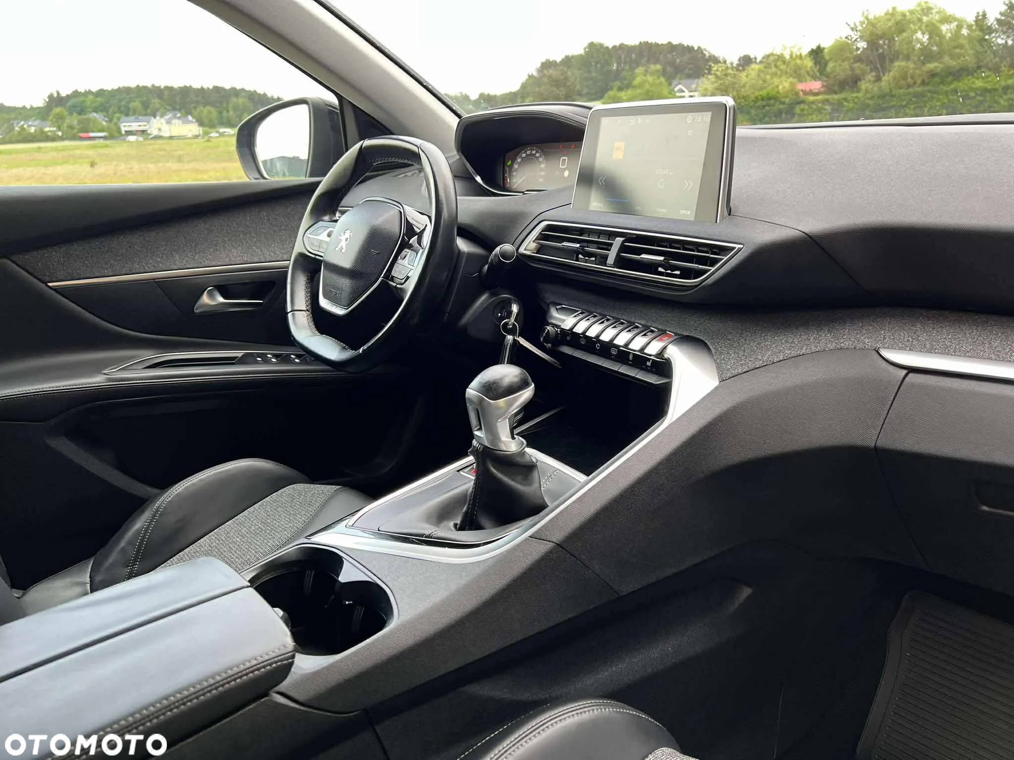 Peugeot 5008 1.5 BlueHDi Allure S&S - 28