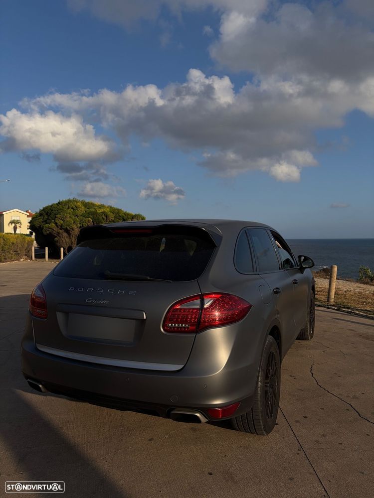 Porsche Cayenne S - 10